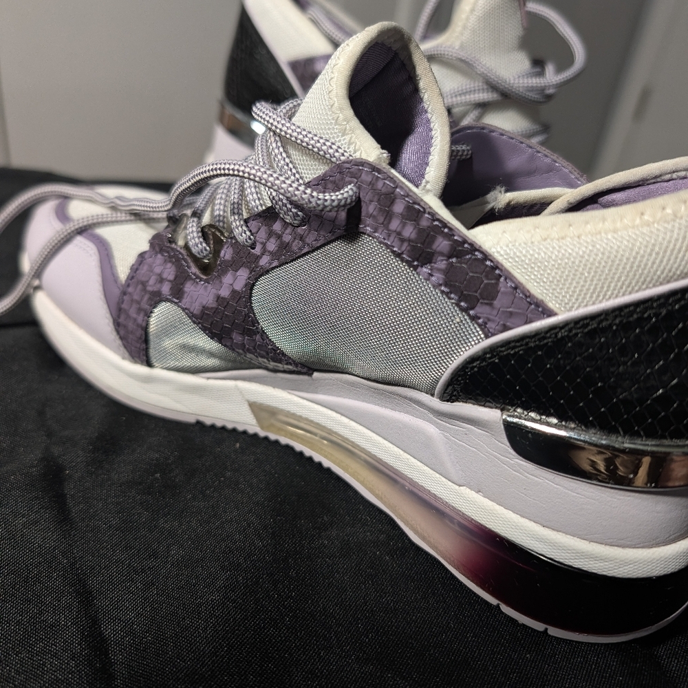 Michael Kors Liv Extreme Snakeskin Embossed Mixed Trainers. Size 8.5(W) - Picture 5 of 9